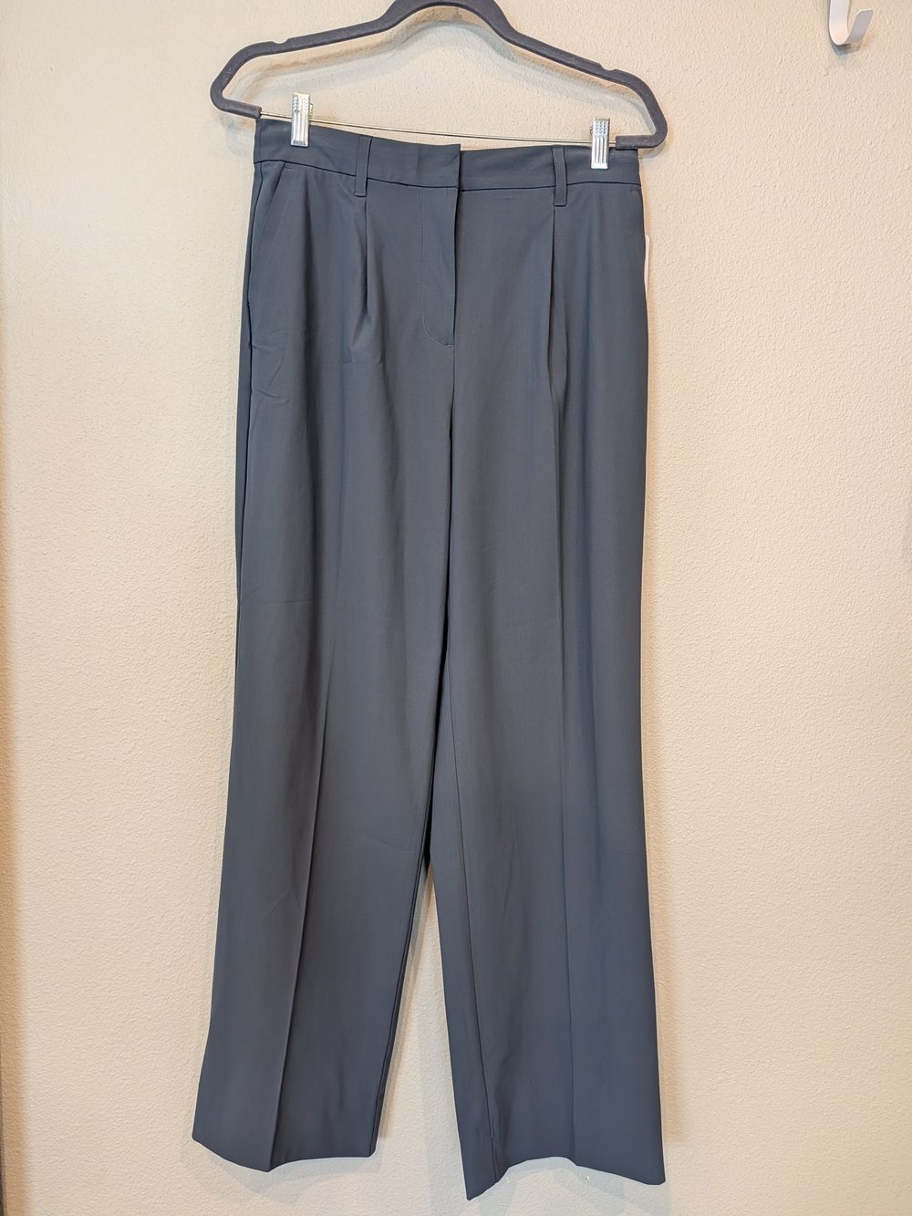 NWT Rhone Commuter Pleated Trouser Pants Blue Slate Grey Wide Leg - Size 10